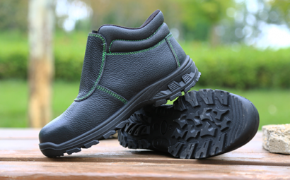 低温环境下作业，要用什么安全鞋？